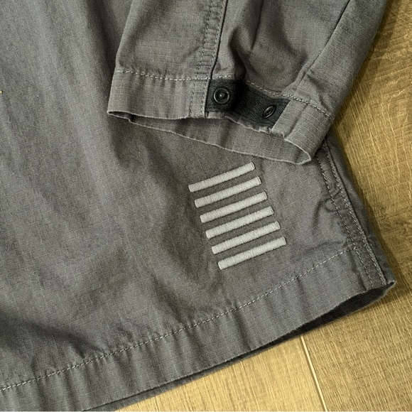 Rapha Mechanics Rusty Rick Shirt Mens XXL Gray Relaxed Fit Cotton Ripstop Button - Picture 8 of 12